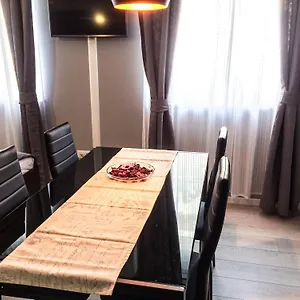 https://nav-apartments.splithotels.org