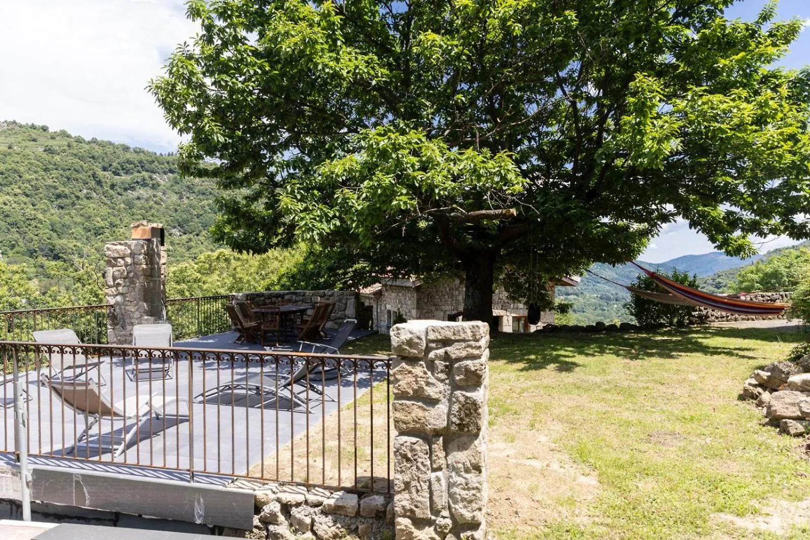 Villa Les Grisieres à Montpezat-sous-Bauzon